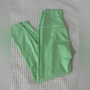 Beyond Yoga Mint Apple Green Ribbed Leggings Sz M Like New